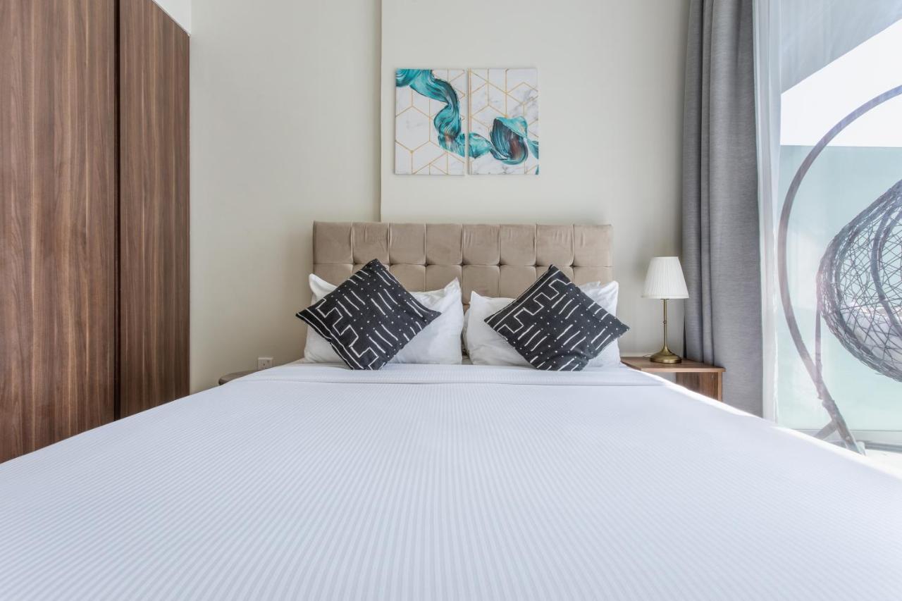 Reva Residences - One Bedroom Apartment By The S Holiday Homes Dubaï Extérieur photo